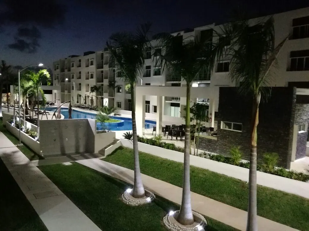 Springs Luxury Condos By The Spot Cancún