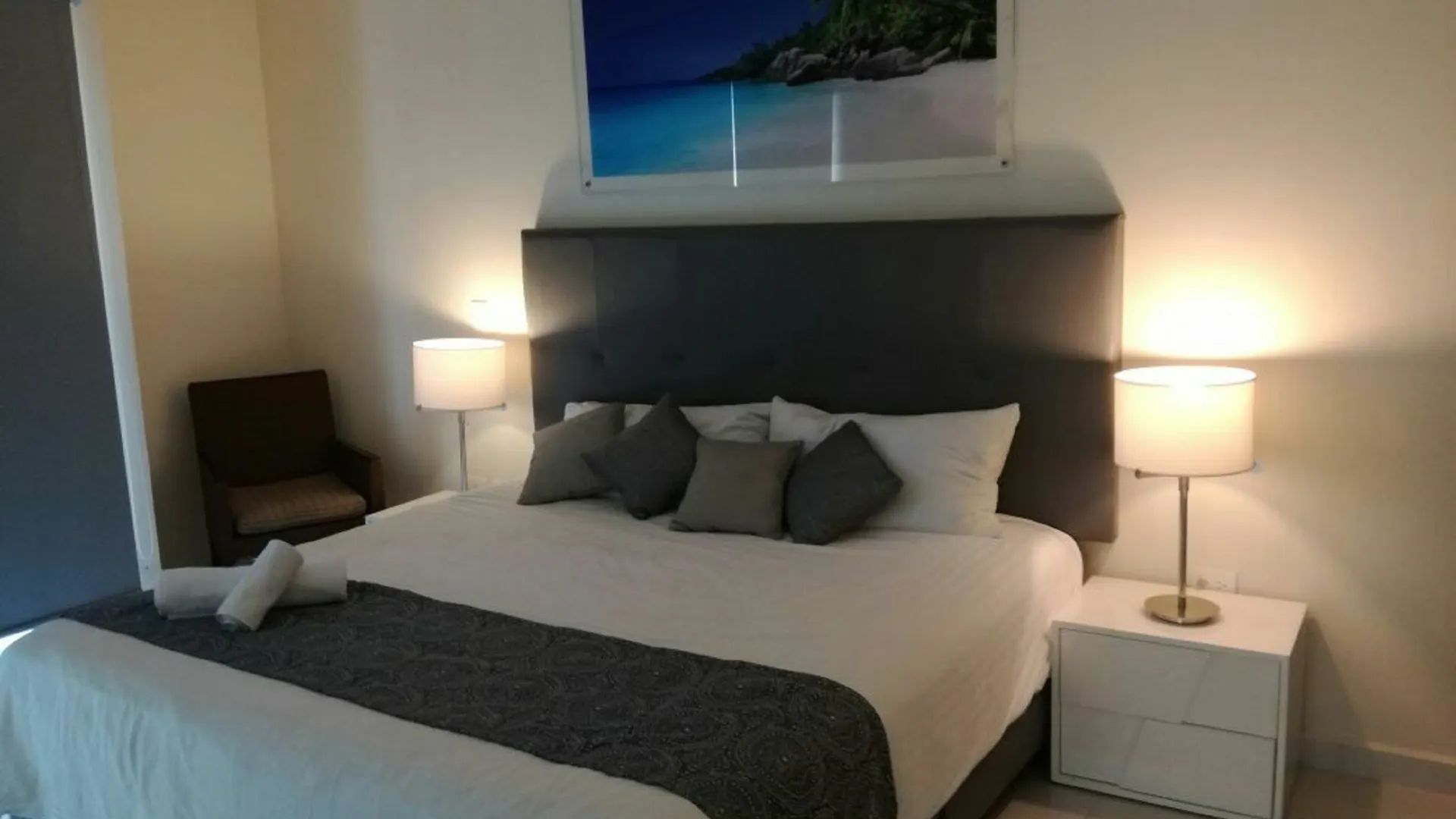 Springs Luxury Condos By The Spot Cancún Mexico